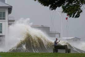 Hurricane ida downgraded to category 1 as levee failure causes imminent threat. Qgqbzxz5xhrgdm