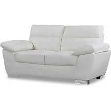 Guarda tutti i divani e le poltrone in vendita on line nel nostro shop, troverai una vasta gamma di divani 2 posti, divani 3 posti, divani angolari, composizioni con penisola, poltrone e pouf. Divano In Pelle Rigenerata Pvc Dallas 2 Posti Bianco