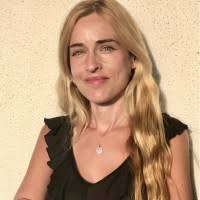 100+ perfis com “Dora”