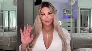 Rodrigo alves (36) genießt ihre neuen weiblichen rundungen. Jessica Alves Bio Wiki Net Worth Surgery Boyfriend Age