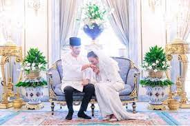 Majlis akad nikah muhammad khalil bin abu mansor dengan siti aishah binti abdullah pada 18 disember 2018 bertempat di. Foto Sekitar Majlis Akad Nikah Juliana Evans Dan Tengku Sharifuddin Iluminasi