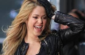 Shakira addresses in this song the frustration of the singletons that all the good catches are gone. Shakira Feiert Ihre Mann Gerard Pique