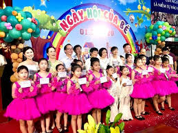 Trang chủ thời sự kinh doanh quốc tế quân sự thể thao cư dân mạng giải trí pháp luật sống khỏe công nghệ đời sống video rss. Sao Viá»‡t Trao Qua Cho Tráº» Em Kho KhÄƒn Ngay Quá»'c Táº¿ Thiáº¿u Nhi Vietnamnet