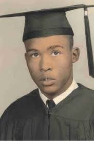 Sandra Lash's Instagram, Twitter & Facebook