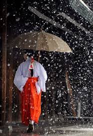 美 おしゃれまとめの人気アイデア pinterest mitzi osborn 巫女 神道 神社 巫女