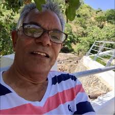 Leonel Fernández que fue el Primero que encendió las Redes Sociales  criticando el Apagón Nacional en su Propio Gobierno ocurrieron 33 Apagones  Nacionales, al parecer Fernández a Perdido la Memoria o la