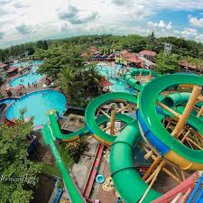 Wisata Air Owabong