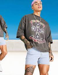 He is best known for being the lead vocalist and lyricist of th. Asos Ubergrosses T Shirt In Schwarz Mit Guns N Roses Aufdruck Asos