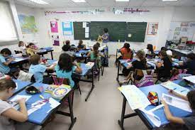 Its education levels range from kindergarten through lycée (senior high school). Lycee Francais De Kuala Lumpur Lfkl Schooladvisor