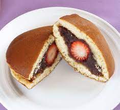 Strawberry And Red Bean Paste Dorayaki Recipe Japanese Desserts Manju Sweets Aesthetic Traditional Rec Dorayaki Recipe Dessert Recipes Sweets Recipes