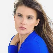 Cindy Vian's Instagram, Twitter & Facebook