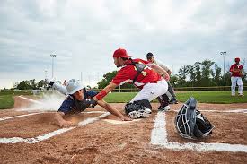 If you are picking a baseball glove for a child of between 5 years and seven years, the baseball glove should be between 7 inches to 9 inches. How To Choose A Baseball Catcher S Mitt Pro Tips By Dick S Sporting Goods