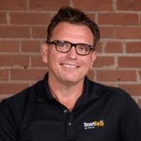 Alexander Schuessler's Instagram, Twitter & Facebook