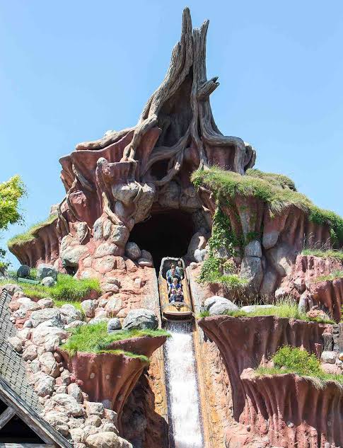 Splash Mountain Officially Closes at Disneyland Today