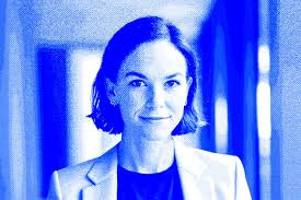 Awarding Top Leaders and Companies