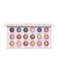 These colors are versatile and may be utilized as a shadow, liner, or possibly a brow powder to amp up your appearance. Catrice Glamazing 18 Glamorous Neutral Colour Baked Eyeshadow Palette