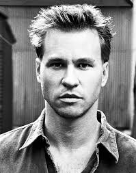 𝐕𝐚𝐥 𝐊𝐢𝐥𝐦𝐞𝐫'𝐬 𝐆𝐫𝐞𝐚𝐭𝐞𝐬𝐭 𝐒𝐜𝐞𝐧𝐞 𝐢𝐧 𝐚𝐧 𝐀𝐜𝐭𝐢𝐧𝐠  𝐂𝐚𝐫𝐞𝐞𝐫 𝐅𝐢𝐥𝐥𝐞𝐝 𝐖𝐢𝐭𝐡 𝐓𝐡𝐞𝐦? The Julliard trained actor  became an international star in his role as Tom “Iceman” Kazansky in the  1986 blockbuster “Top Gun.”