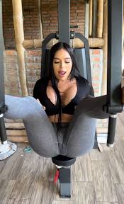 Karen Belén on X: t.cogZt5jzumS9 💦😳🍑 t.co7HmXtSsyYf   X