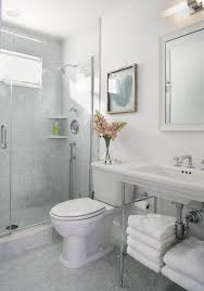Everyone wants to be surround of comfortable and cozy space, which reflects our essence. 75 Beautiful Small Coastal Bathroom Pictures Ideas May 2021 Houzz