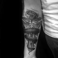 30 Kobe Bryant Tattoo Designs Fur Manner Basketball Tinte Ideen Basketball Bryant Designs Ideen Tattoo Basketballtinte Dovme Fikirleri Dovme Basketbol