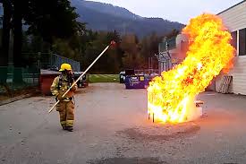 Because in sicamous we believe in a life lived with spark! Video Sicamous Firefighters Demonstrate Danger Of Grease Fire Sicamous Eagle Valley News