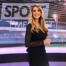 Una bellezza magnifica, la telegiornalista di sport mediaset è come una fata. Giorgia Rossi Biografia Eta Altezza Peso Figli Marito E Vita Privata Spettegolando