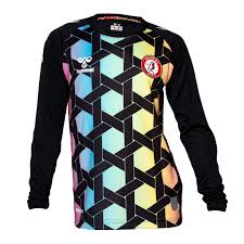 Birmingham and bristol city battle to sign former france u20 free agent. Bristol City 2020 21 Tw Heimtrikot