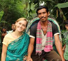 Arakanese people also live in the southeastern parts of bangladesh, especially in chittagong and barisal divisions. The Fulbright Program On Twitter Mt Usembassydhaka During Her Fulbright In Bangladesh Pauline Immersed Herself W Bangladesh S People And Culture Http T Co Kyaj1n3bg9