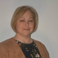 PDF) Grom, K. (2021). Zagotavljanje višje kakovosti razvijanja pismenosti z  vidika vertikalnega povezovanja predopismenjevalnih spretnosti med  Kurikulom za vrtce in Učnim načrtom za slovenščino, pp 91-110