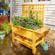 40 Outdoor Woodworking Projects For Beginners The Family Handyman Outdoor Woodworking Projects Beginner Woodworking Projects Wood Projects For Beginners