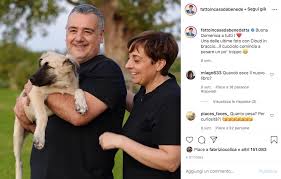 Benedetta rossi e marco gentili sono sposati dal 2009 e per il loro decimo anniversario si sono regalati uno splendido viaggio alle hawaii per rinnovare su una spiaggia da sogno le loro romantiche. Chi E Benedetta Rossi Biografia Eta Marito Fatto In Casa E Quanto Guadagna