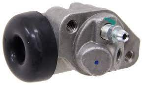 We are directly manufacture specialize in producing brake system products.include brake master/wheel cylinders,clutch master/slave cylinders , rubber seals and repair kits.please feel free to send enquiry for quotation. 2 Hydraulic Uni Servo Cylinders For 10 12 Hydrualic Marine Trailer Brake 21044 Farm Ranch Patio Lawn Garden Urbytus Com