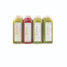 I did the super squeezed 5 day detox and the company offers 23 different combinations of cold pressed juice (you can read this article about the what the benefits of cold pressed juices are). Cleanses Squeeze Juicery