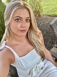 Meet Carole Peaks Cheatam, Leader, XC Lawrenceville/Grayson! “Greetings!  I'm excited to share a little of my story. I'm a mother of two wonderful  adult children and grandmother of five beautiful grandchildren. My