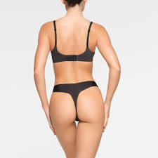 How to properly measure your bra size at home in 4 simple steps