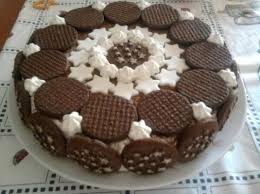La Torta Pan Di Stelle E Un Dolce Composto Da Un Alternanza Di Strati Di Biscotti Pan Di Stelle Imbevuti Nel Latt Torte Idee Alimentari Biscotti Al Cioccolato