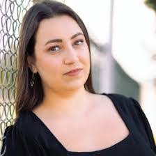 Tiffany Rosenthal's Instagram, Twitter & Facebook