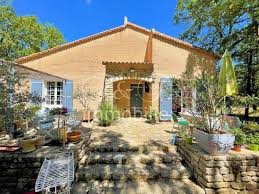 Kyero ist das immobilienportal für frankreich, mit einer grossen auswahl an immobilien von führenden französischen immobilienmaklern. 5atqu35polbyam