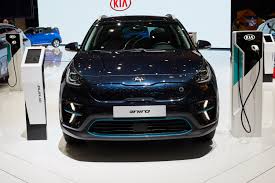 Los periodistas hemos sido los afortunados que hemos descubierto los nuevos vehículos antes que el público general, puesto que el iaa auto bild está presente en la ciudad alemana para contarte en directo todos los estrenos que podrás ver en este especial. Kia Motors Romania Masini Noi Kia Promotii Si Oferte Speciale Dealeri Si Service Kia