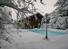 How to prepare your swimming pool for winter (winterization). How To Keep Your Pool Open During Winter Keep Pool Open In Winter