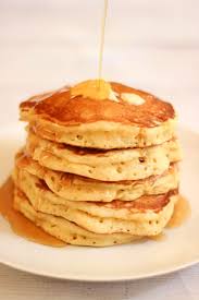 Les Meilleurs Pancakes Americains Elle Mijote Quelque Chose Recette Recette Pancakes Recette Recettes De Cuisine