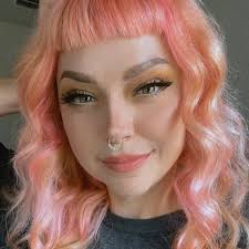 쉬! 내 룸메이트들이 자고 있어🤪