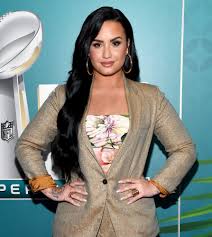 Demi started out as a child actor on barney & friends. Demi Lovato To Host The 2020 E People S Choice Awards People Com