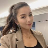 Shana Mangal's Instagram, Twitter & Facebook