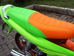 Sepeda motor yamaha jupiter z memanglah sangat gampang untuk di modifikasi, bukan hanya hal susah untuk anda untuk memodifikasi sepeda motor yang satu ini tetapi bila anda urung mempunyai ide dalam memodifikasi kendaraan yang satu ini tentunya anda bakal meraskaan kesusahan untuk. Yamaha Jupiter Z 2004 Bekasi Genre Fashiondaily Masih Bergigi