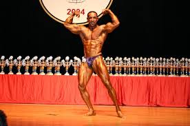 Masalo Manschette Tamer Galal Mr Universum 2004 Hat Seinen Tennisarm Mit Der Facebook