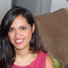 This #FeatureFriday meet Dr. Debbie Tang! She has spent the past two  decades seeing an average of 30-40 patients per day, with only 5-10 minutes  each. Now she enjoys getting to provide