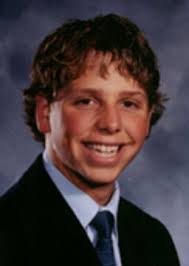 Popular hockey star killed in crash