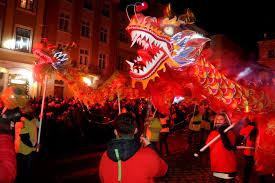 У 2020 році китайський новий рік розпочнеться 25 січня, а святкувати його будуть з 24 по 30 січня. Yak Lviv Yani Kitajskij Novij Rik Zustrichali Foto Video Chetverta Studiya