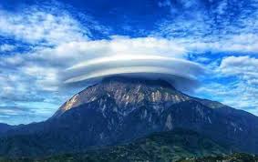 Image result for fenomena alam di puncak gunung kinabalu